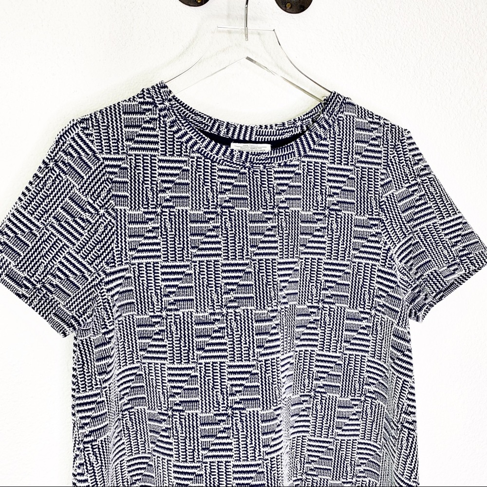 Zara Short Sleeve A Line Dress - Picture 2 of 5